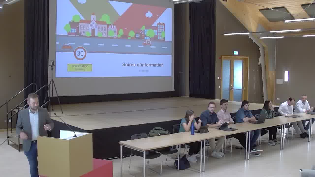 Réunion d'information sur le référendum